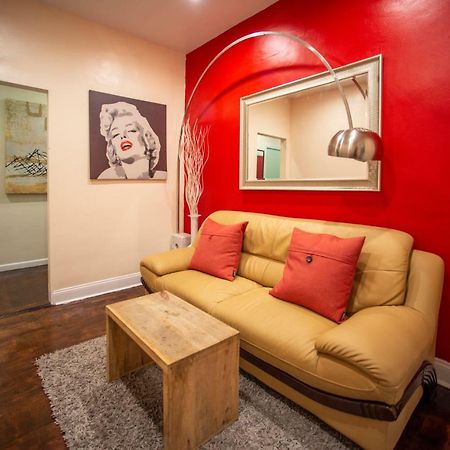 Private Room In A Shared Apartment 15 Minutes To Times Square! 뉴욕 외부 사진